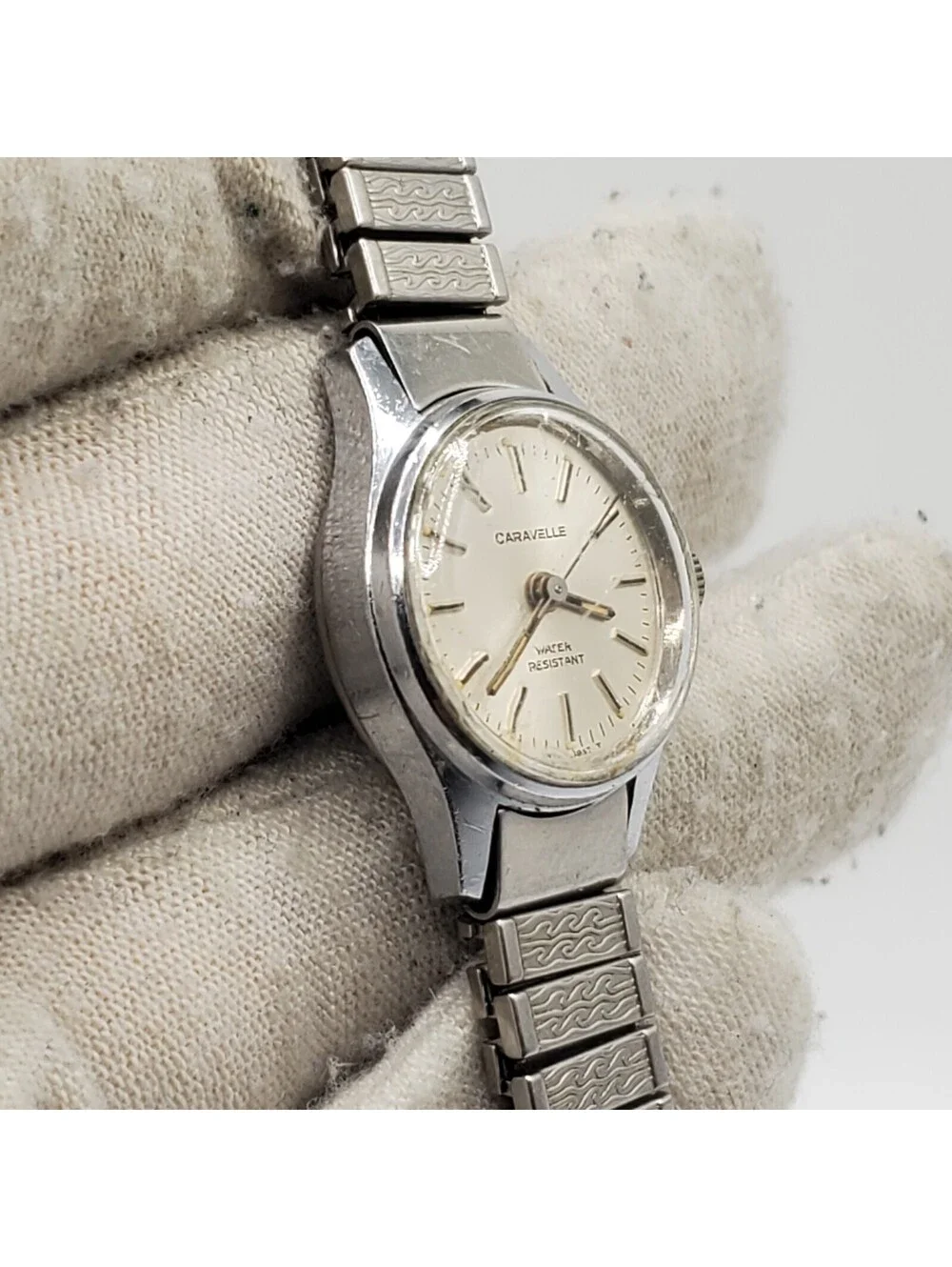 Vintage Caravelle Mechanical Womens  Watch Running Silver Tone Stretch Band 20mm